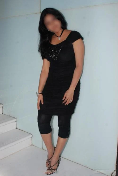 Call Girls Sirauli Gauspur